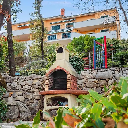 Apartment Front In Moscenicka Draga